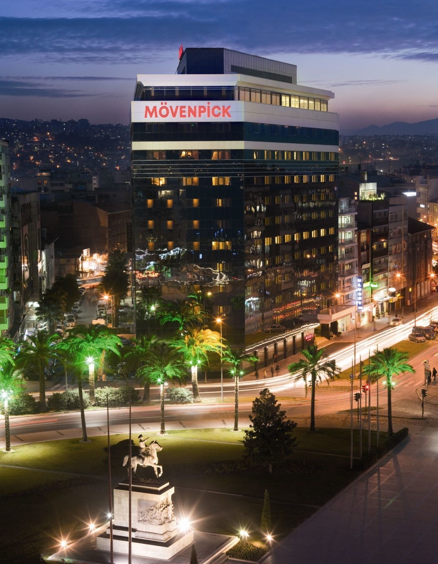 Moevenpick Hotel Izmir Exterior photo